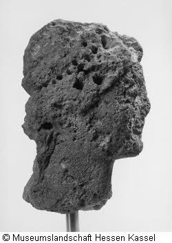 Weiblicher Kopf mit Diadem Bild3