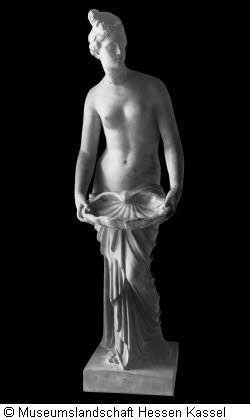 Aphrodite Typ Halbbekleidete Pudica Bild5