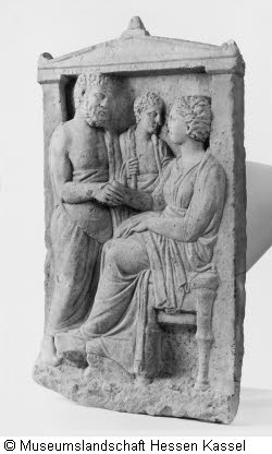 Grabrelief für Aristodika, Akesidamos und Sotadas Bild3